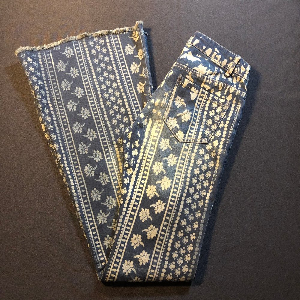 Free People Bali Mantra Flare Jeans Sz 26 - Picture 9 of 16